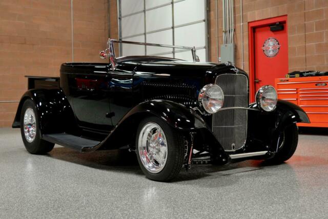 1932 Ford Roadster Pickup Show Truck