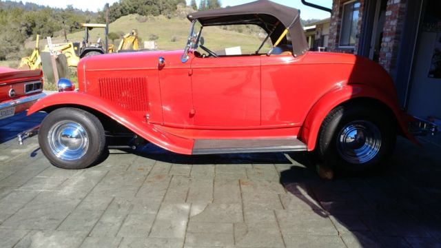 1932 Ford Roadster --