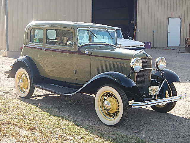 1932 Ford Deluxe Victoria Deluxe