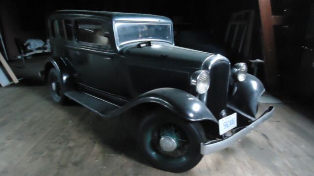 1932 Plymouth Model PB cloth