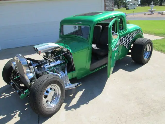 1933 Ford coupe