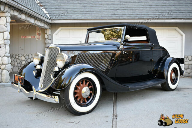 1933 Ford Cabriolet Resto-Rod 2dr Convertible