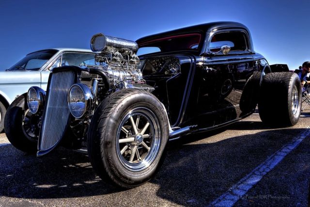 1933 Ford Coupe 3 window coupe