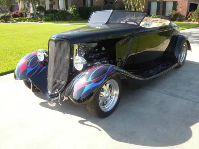 1933 Ford Roadster  Coupe Leather