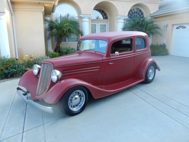 1933 Ford Deluxe