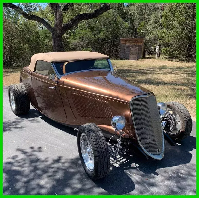 1933 Ford Roadster (Custom Built Award Winning Convertible)