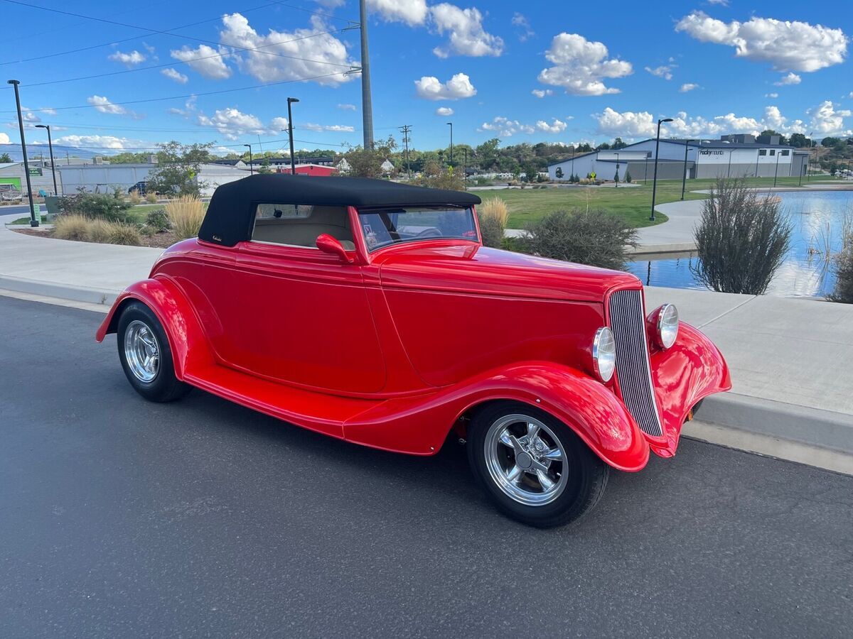 1933 Ford Roadster