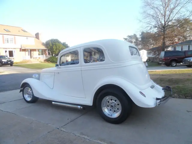 1933 Ford Crown Victoria