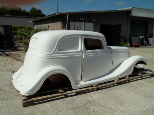 1933 FORD VICKY HOT ROD , RAT ROD PROJECT, FIBERGLASS BODY, ALMOST ALL