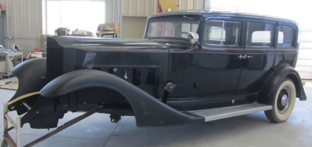 1933 Packard Super 8