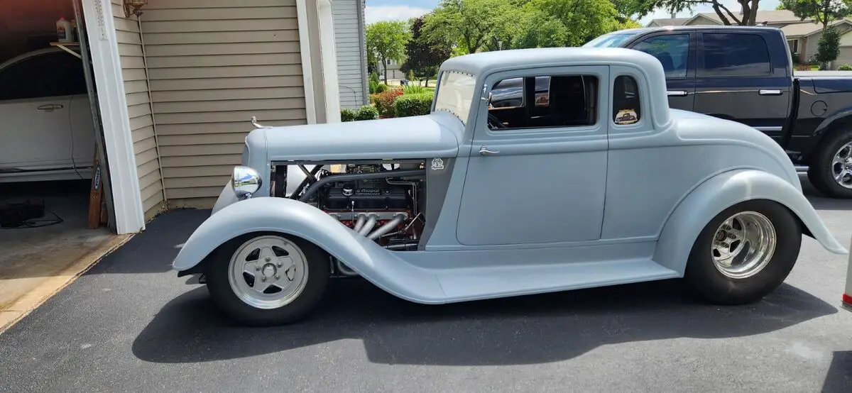 1933 Plymouth 5 Window