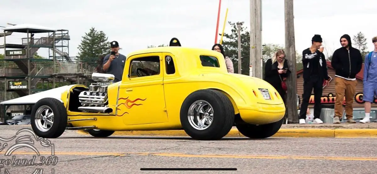 1933 Plymouth Model PD 2dr coupe