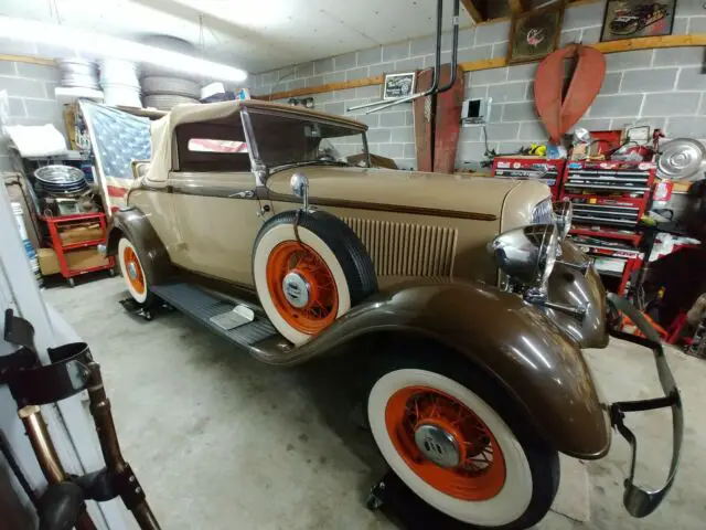 1933 Plymouth Model PD