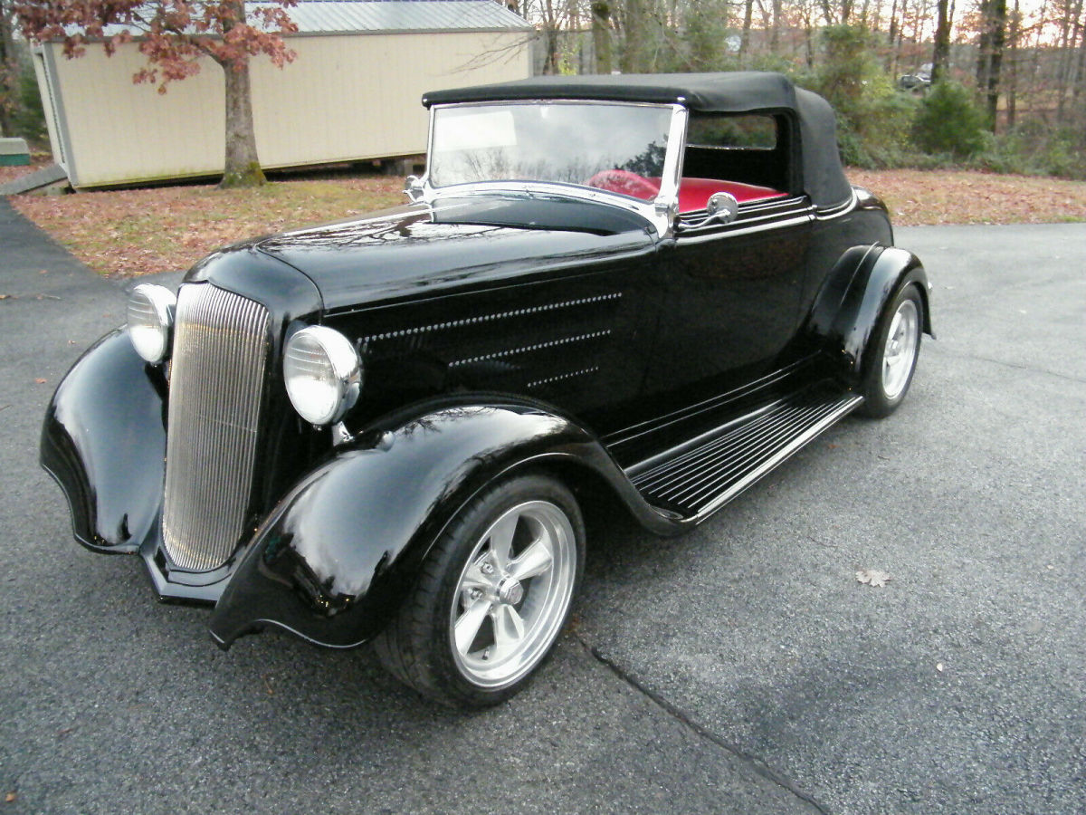 1933 Plymouth Custom