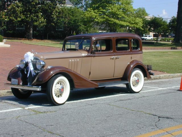 1933 Pontiac 4-Door Sedan