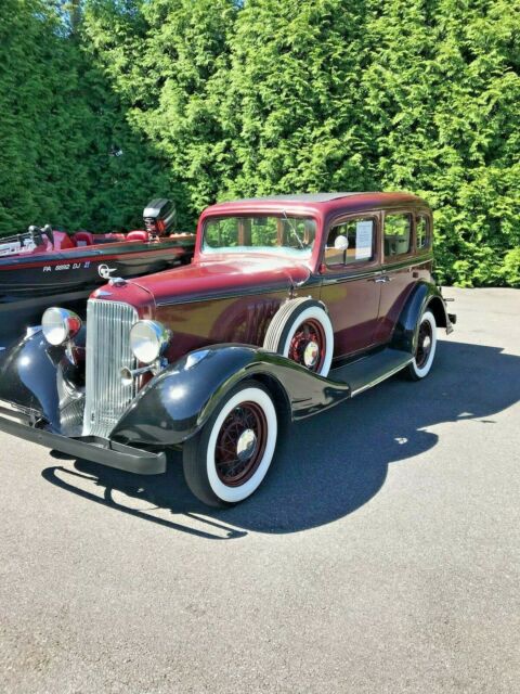 1933 Pontiac Touring Straight 8