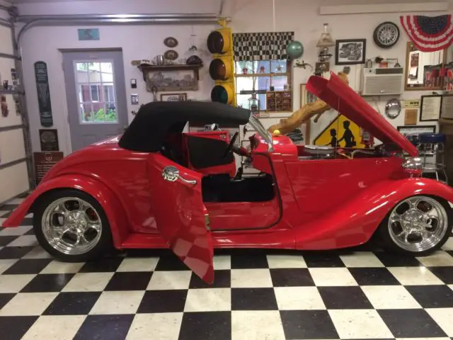 1933 Ford Roadster Leather