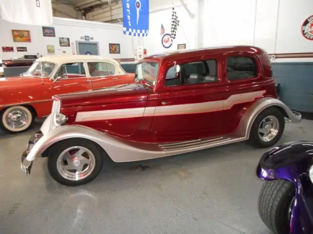 1933 Ford Vicky