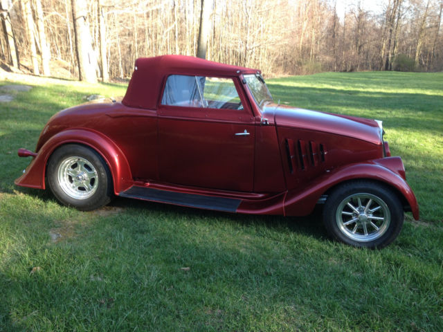 1933 Willys Model 77 Roadster