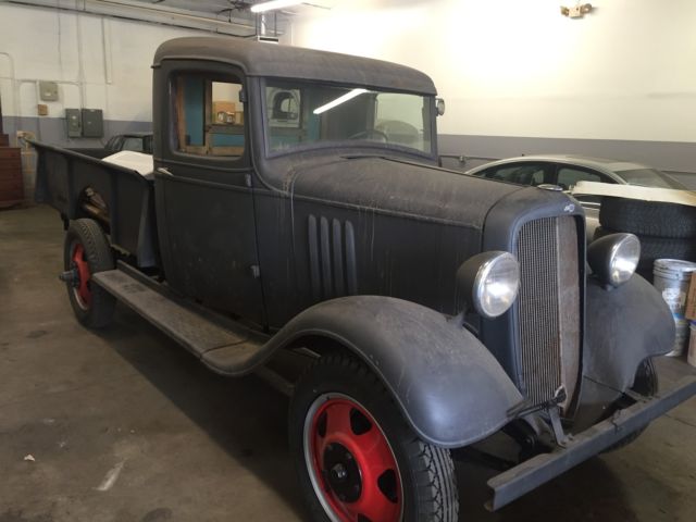 1934 Chevrolet 1 1/2 ton pickup, long bed