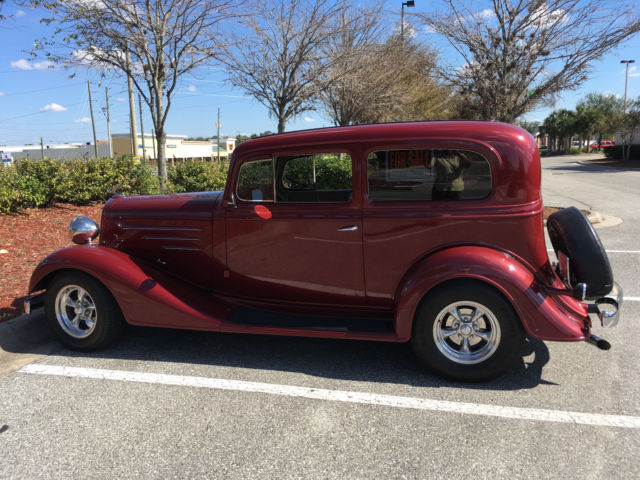 1934 Chevrolet Sedan Deluxe