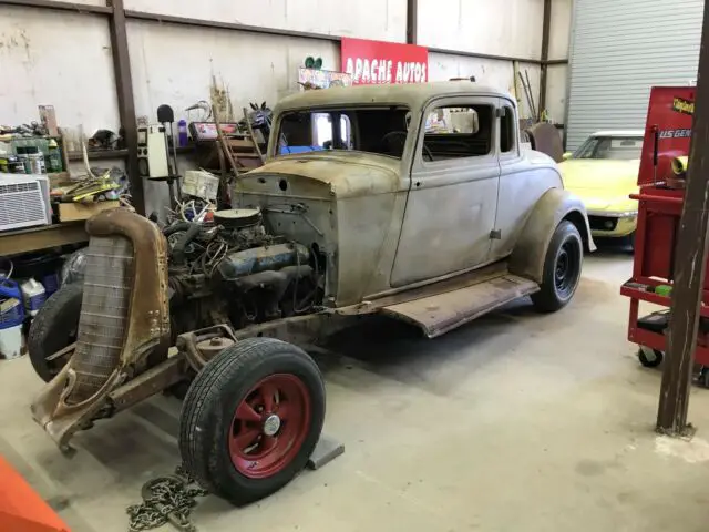 1934 Dodge COUPE