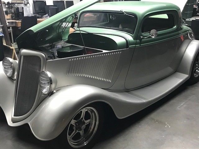 1934 Ford 3 window Coupe