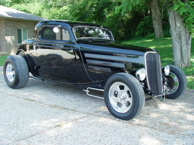 1934 Ford HOT ROD 3 WINDOW COUPE