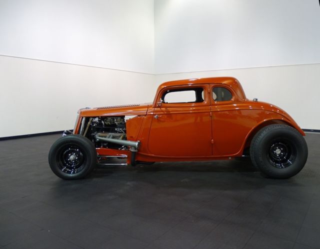 1934 Ford 5 window Coupe