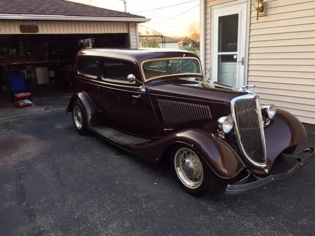 1934 Ford Sedan