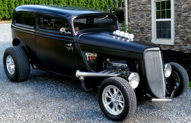 1934 Ford Street Rod Tudor Sedan