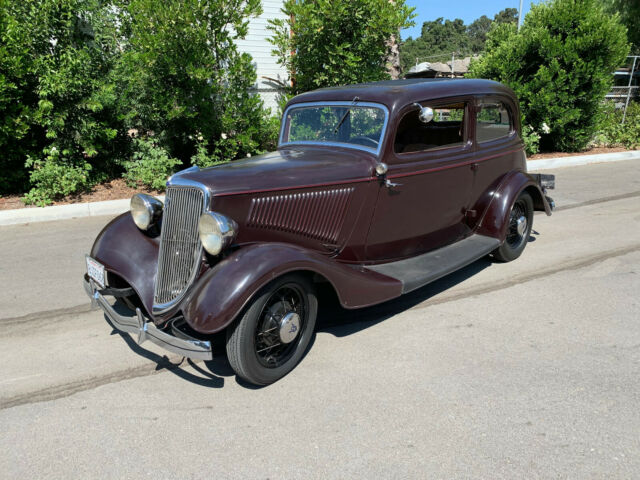 1934 Ford Victoria Deluxe