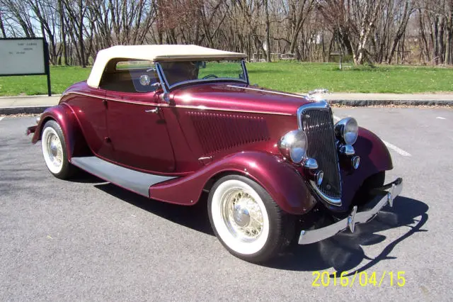 1934 Ford Roadster Model 40