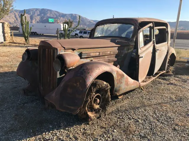 1934 Packard 1108