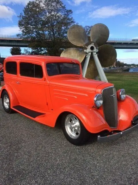 1935 Chevrolet Chevy 2 door sedan