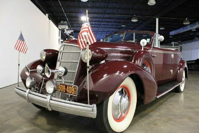 1935 Cadillac 370-D Series 40 --