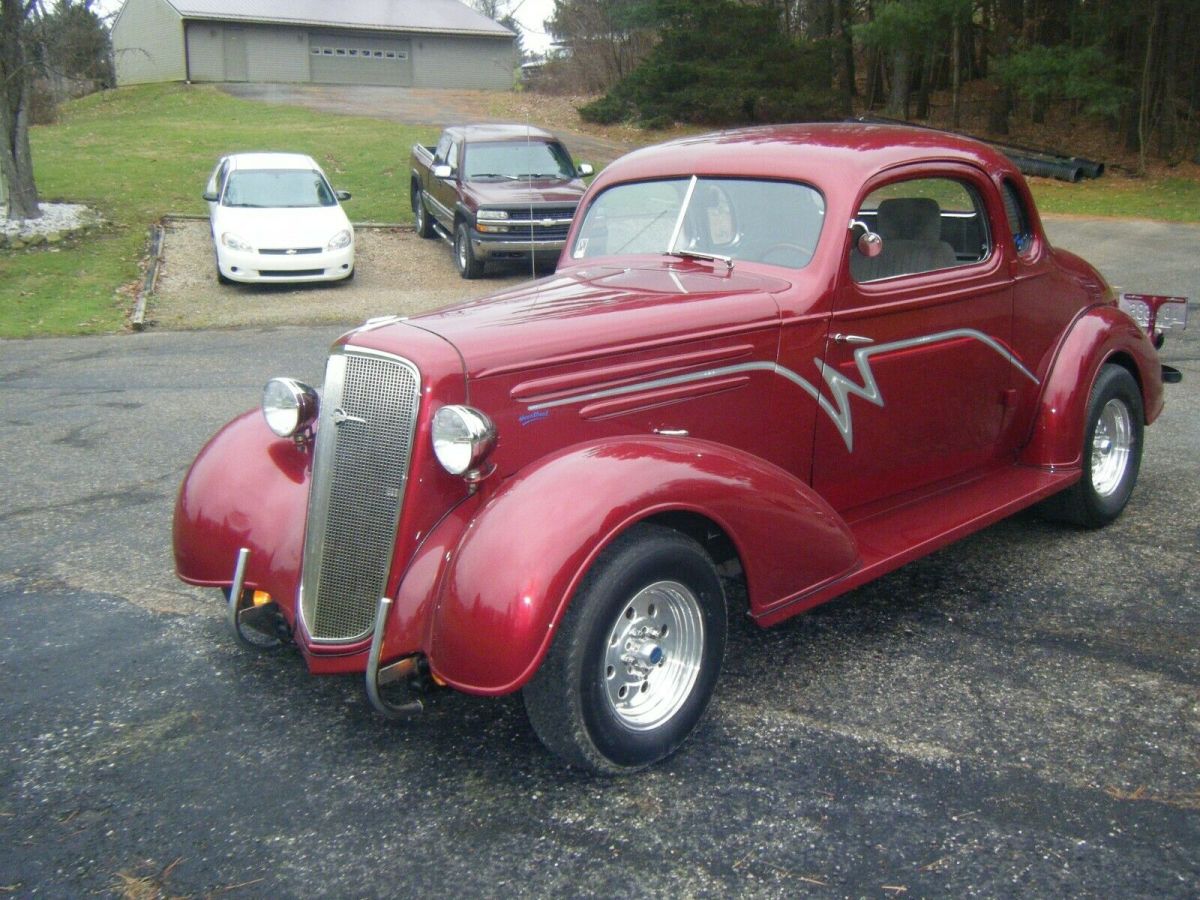 1935 Chevrolet COUPE