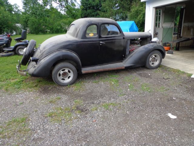 1935 Dodge Coupe