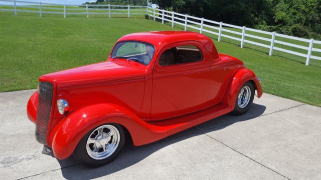 1935 Ford Coupe