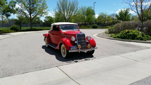 1935 Ford Model 48