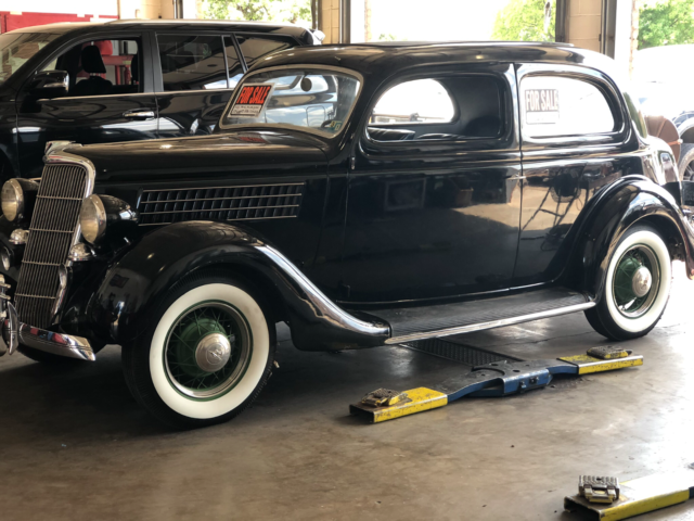 1935 Ford humpback Delux