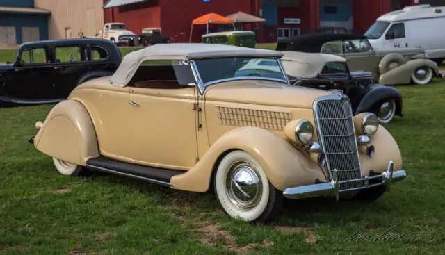 1935 Ford Roadster