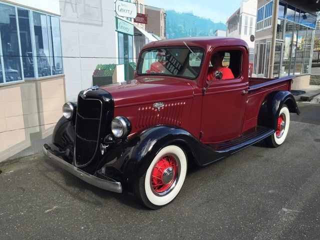 1935 Ford Pickup 1/2 ton