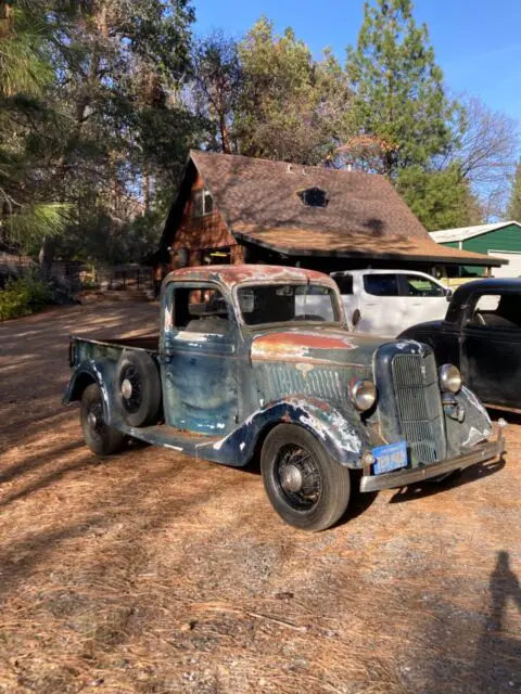 1935 Ford Pickup