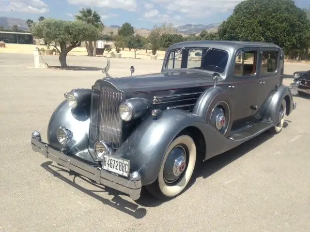 1935 Packard Model 1207