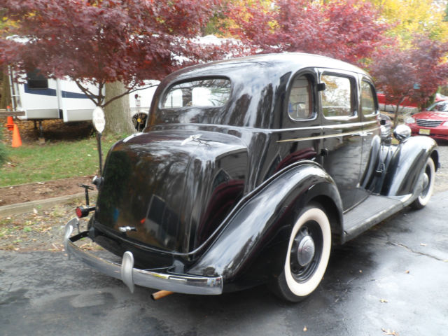 1935 Plymouth Deluxe
