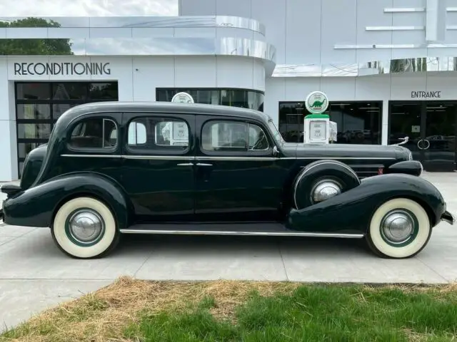 1936 Cadillac Fleetwood