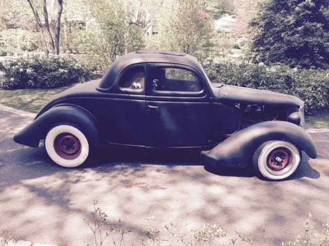 1936 Ford 5-Window --