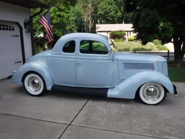 1936 Ford 5 window Coupe