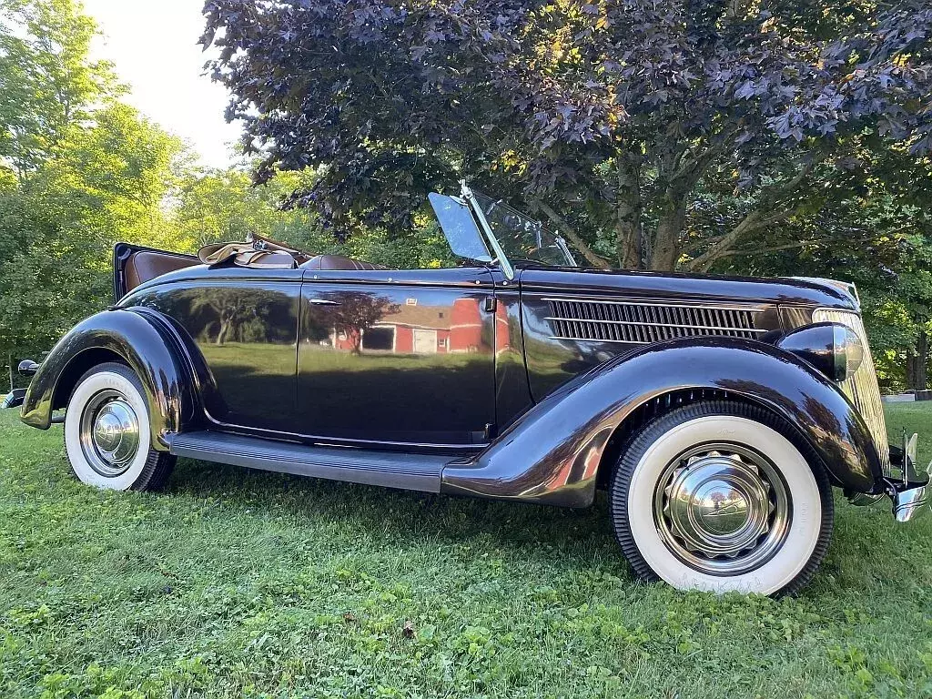 1936 Ford model 68-710 CONVERTIBLE 68-710 DELUXE ROADSTER